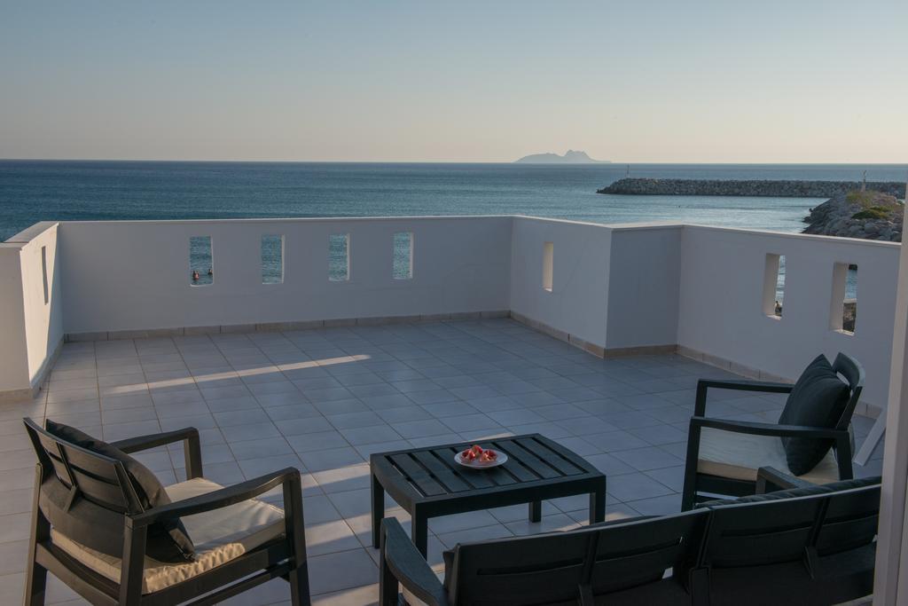 Golden Sun Apartment Kokkinos Pirgos Ngoại thất bức ảnh