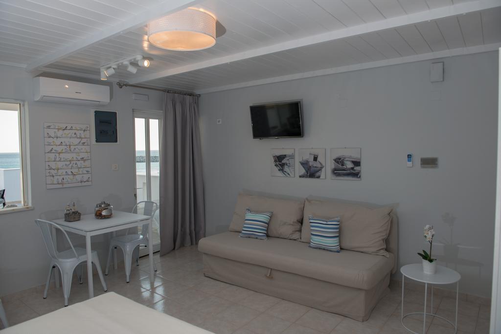 Golden Sun Apartment Kokkinos Pirgos Ngoại thất bức ảnh